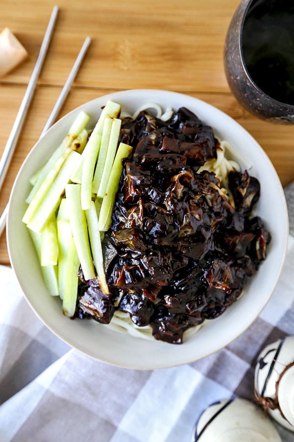 black bean noodles calories