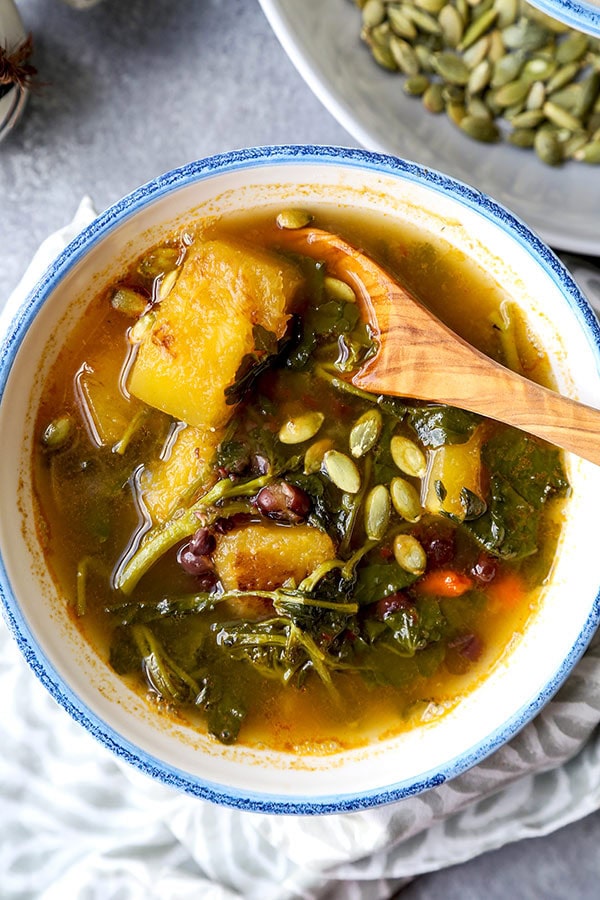 Spicy Kabocha Squash & Adzuki Bean Soup - Sichuan dinner recipes, squash soup recipe, authentic Chinese recipes, Asian dinner recipes, adzuki beans, spicy Asian food, Asian vegetarian recipes, vegetarian appetizers | pickledplum.com