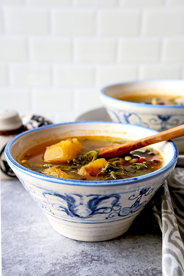 Spicy Kabocha Squash & Adzuki Bean Soup - Sichuan dinner recipes, squash soup recipe, authentic Chinese recipes, Asian dinner recipes, adzuki beans, spicy Asian food, Asian vegetarian recipes, vegetarian appetizers | pickledplum.com