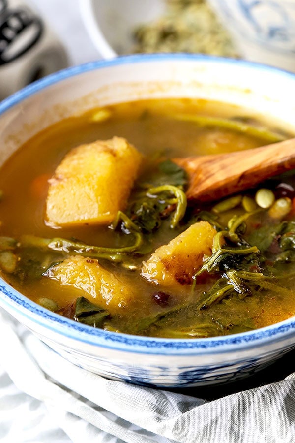 Spicy Kabocha Squash & Adzuki Bean Soup - Sichuan dinner recipes, squash soup recipe, authentic Chinese recipes, Asian dinner recipes, adzuki beans, spicy Asian food, Asian vegetarian recipes, vegetarian appetizers | pickledplum.com