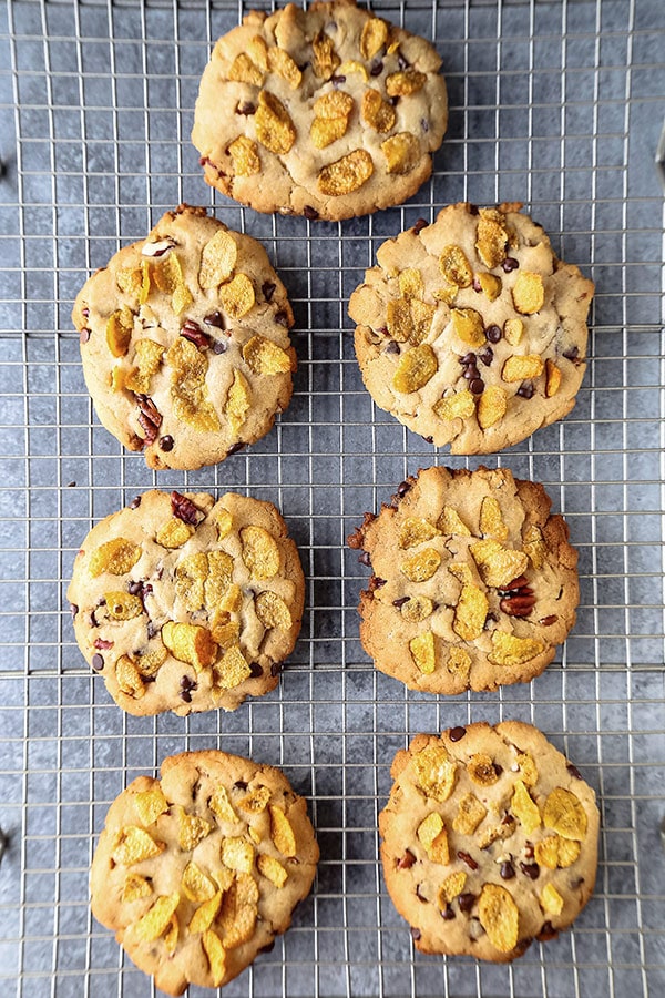 Honey Sweetened Cornflake Cookies - rice flour cookies, sugarless cookies, all natural cookies, healthy cookie recipes, Christmas cookie, Thanksgiving dessert, holiday treat, cookies and milk, chocolate chip cookie recipe | pickledplum.com