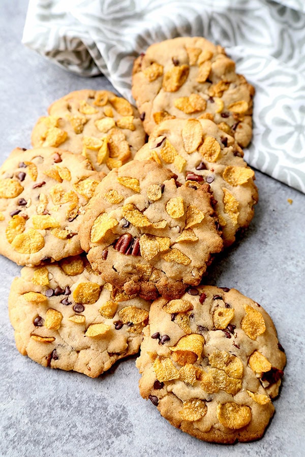 Honey Sweetened Cornflake Cookies - rice flour cookies, sugarless cookies, all natural cookies, healthy cookie recipes, Christmas cookie, Thanksgiving dessert, holiday treat, cookies and milk, chocolate chip cookie recipe | pickledplum.com