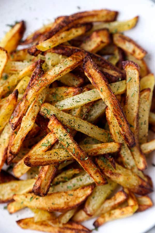 The Best Air Fryer French Fries - A healthy air fryer fries recipe (vegan) that makes a perfect easy homemade meal for those looking to loose weight - but not flavor! #airfryer #healthyeating #healthyliving #recipeoftheday | pickledplum.com