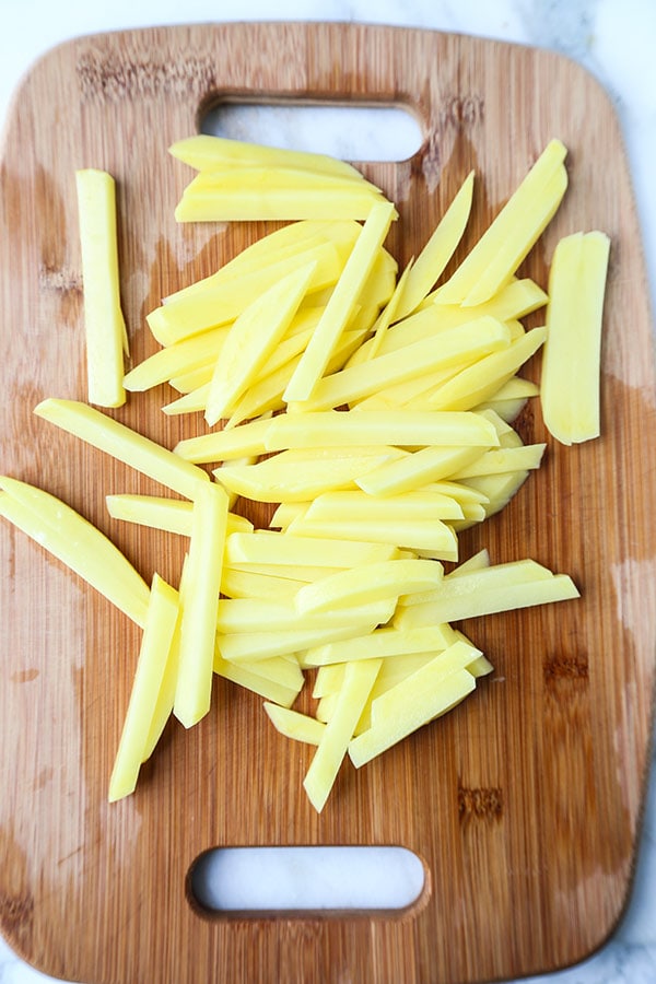 https://pickledplum.com/wp-content/uploads/2018/03/cut-fries.jpg