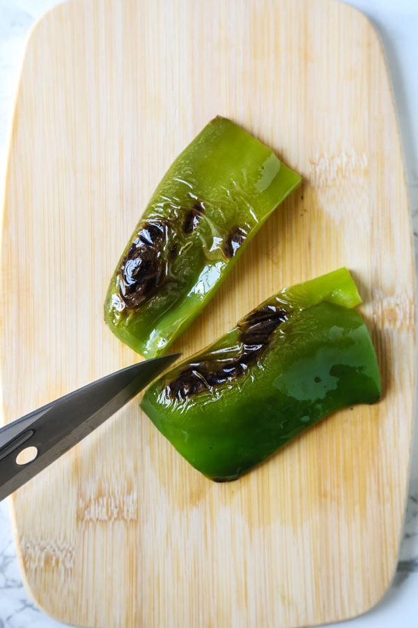 Blanketed with katsuobushi (鰹節) and coated with a sweet and savory dressing, these charred Japanese Style Grilled Bell Peppers wouldn’t be out of place in a Tokyo izakaya. Best part: you can make these grilled peppers on the stove in a grill pan! #peppers #pescatarian #healthyeating #healthyrecipe