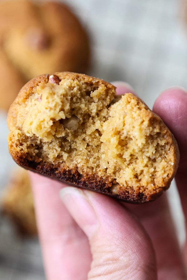 Vegan Peanut Butter Cookies - This is an easy recipe for peanut butter cookies that are 100% plant based. Crispy, sweet and nutty cookies made with chickpea and almond flour and packed with pecans! #cookies #cookierecipe #desserts #thanksgivingcookies #peanutbutter | pickledplum.com