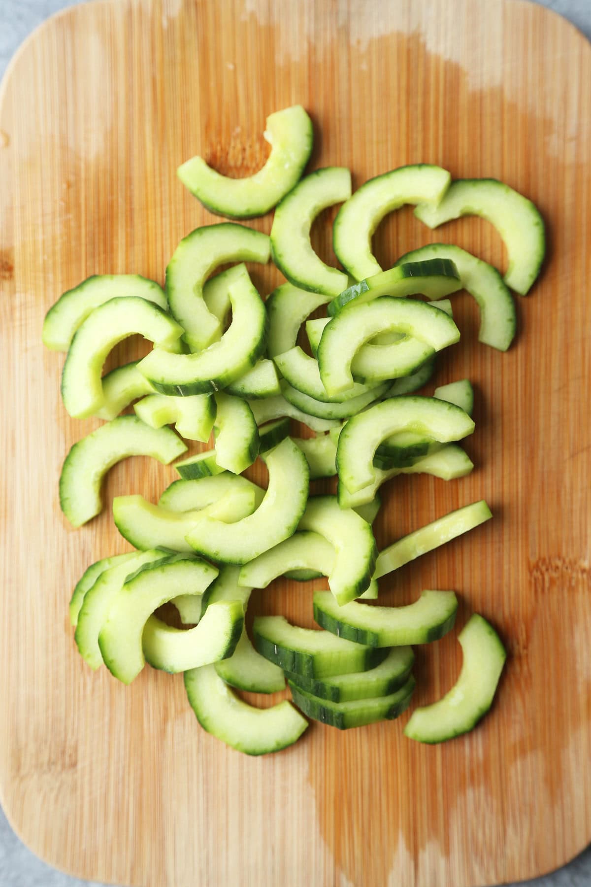 sliced cucumber