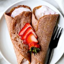 Clătite cu Iaurt și Zmeură