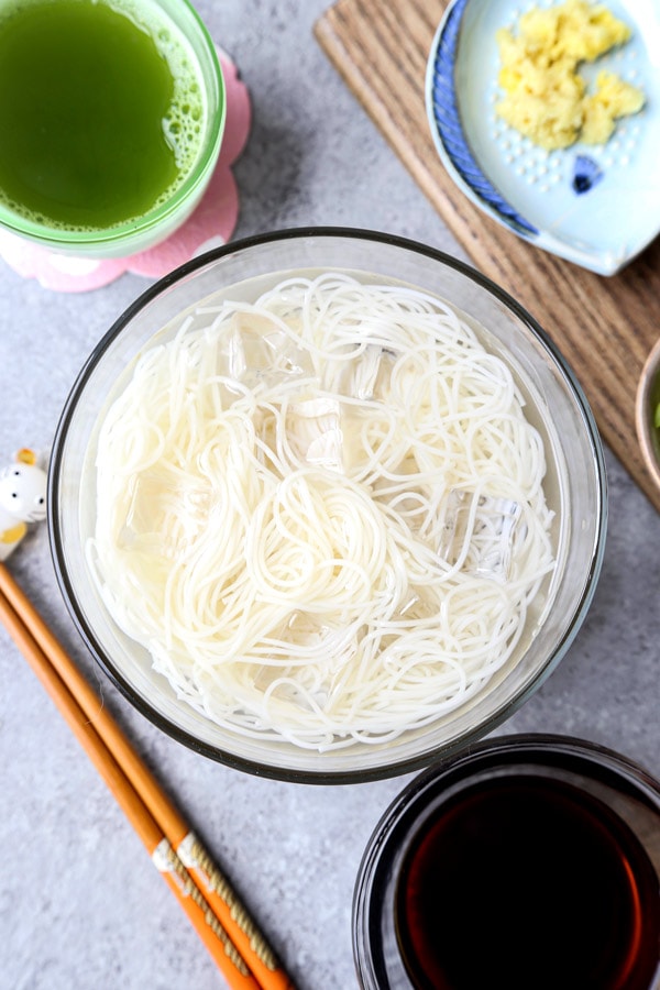 Japanese somen noodles recipe | pickledplum.com