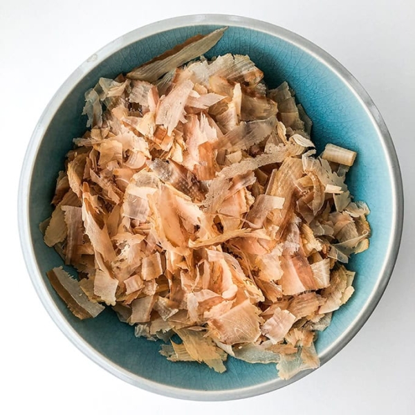 Bonito Flakes (鰹節) Pickled Plum Easy Asian Recipes