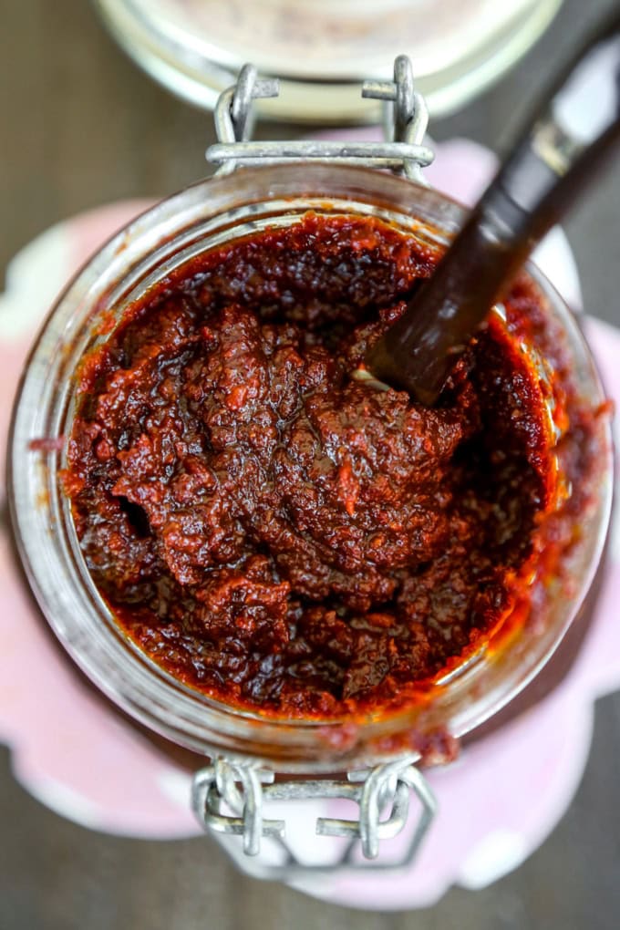 Quick Homemade Gochujang (Korean Chili Paste)