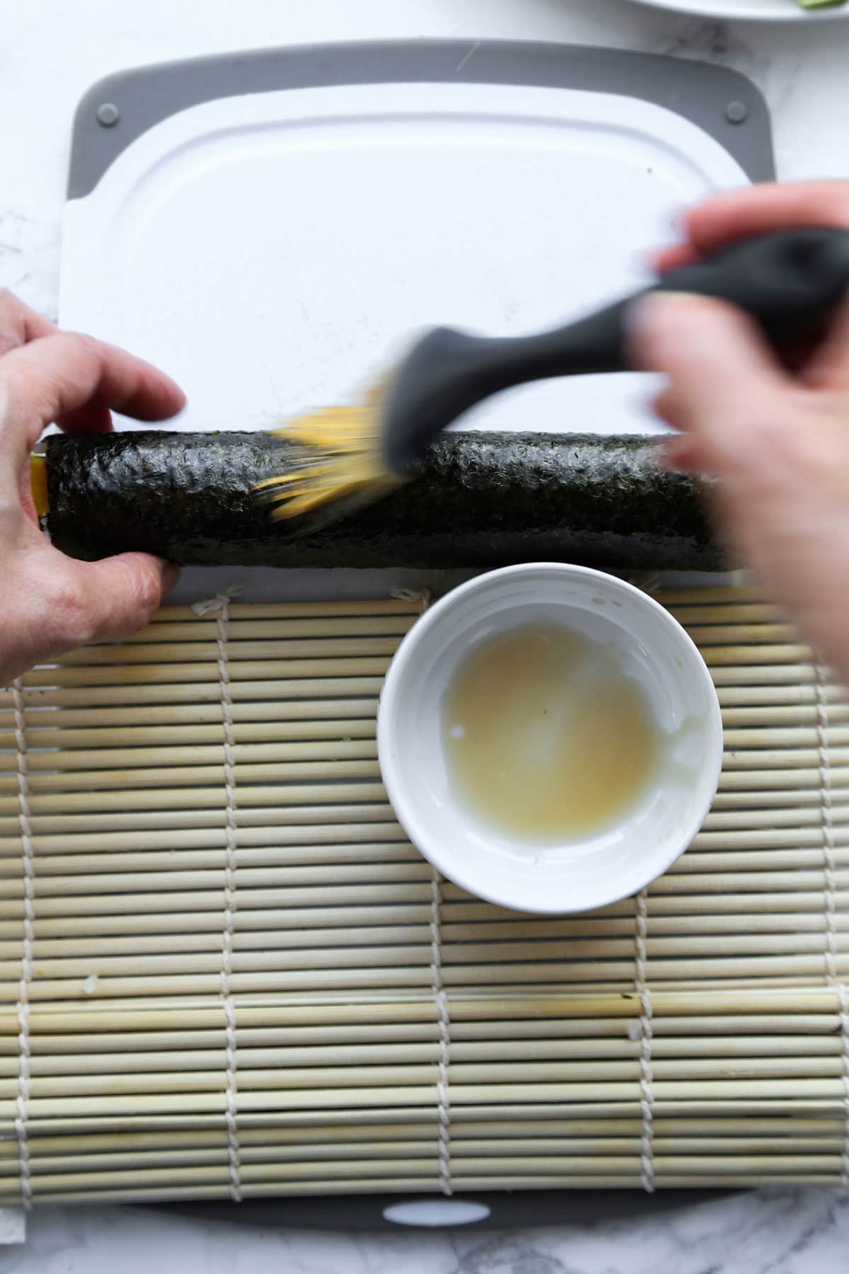 making kimbap