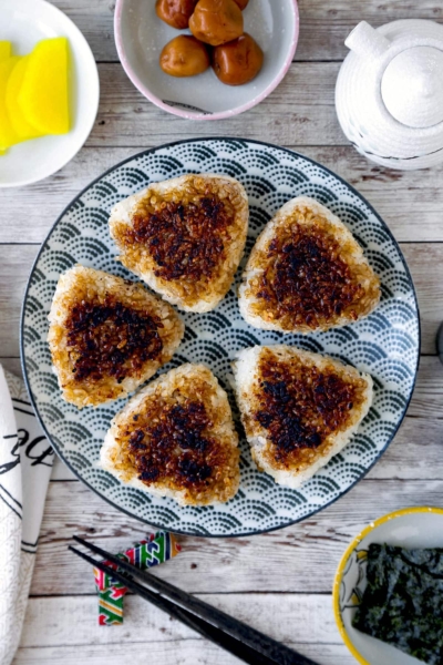 yaki onigiri - grilled rice balls