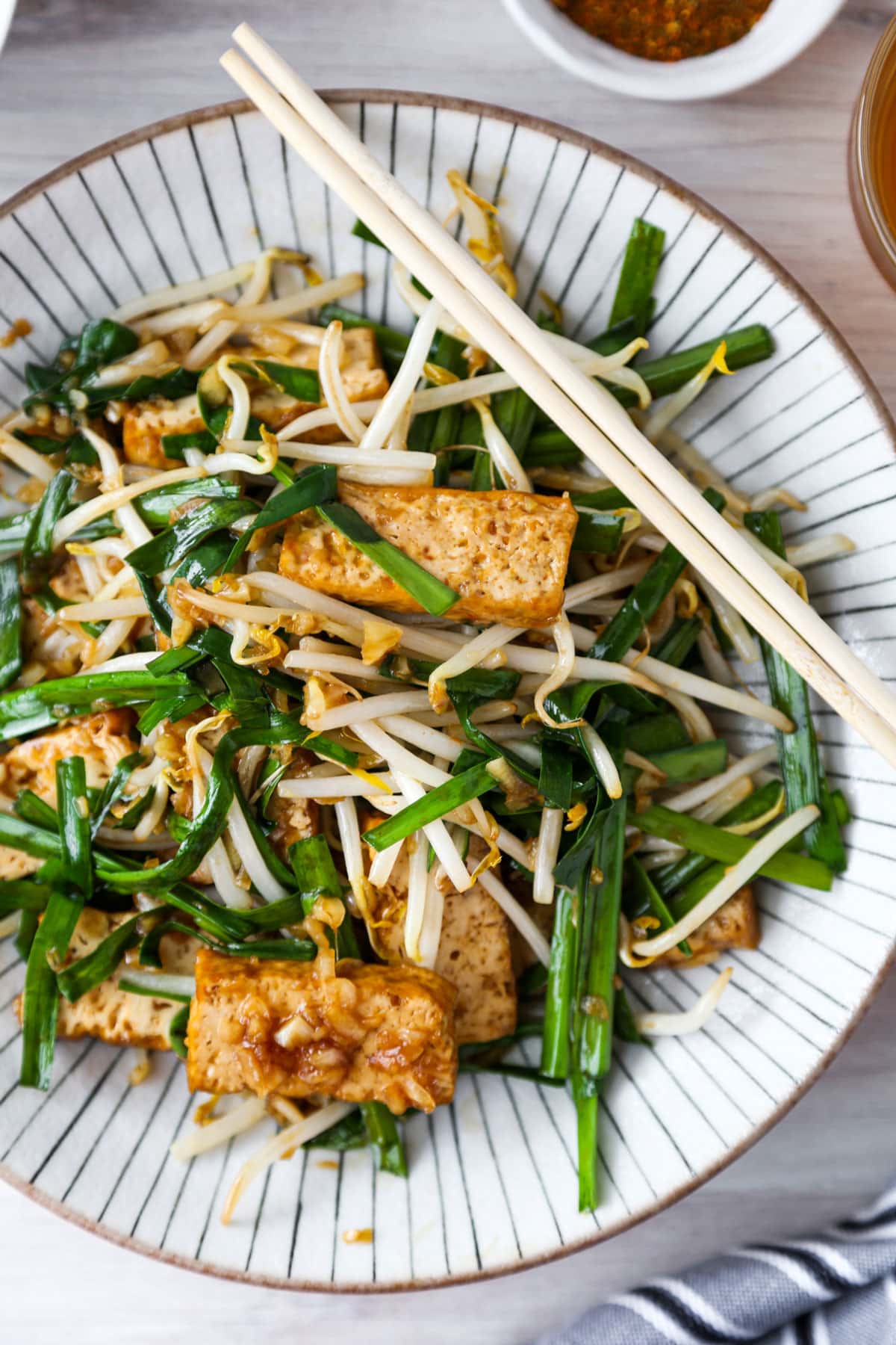Garlic chives, bean sprouts and tofu stir fry