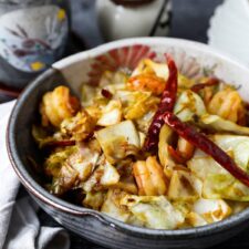 Cabbage Stir Fry with Shrimp and Dried Chiles