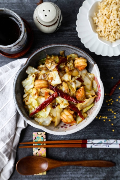 Cabbage stir fry with shrimp