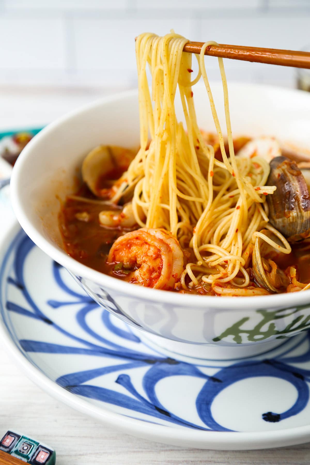 Jjamppong - Korean spicy seafood noodle soup
