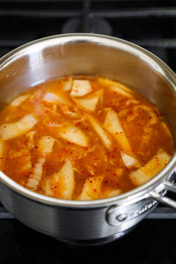 kimchi soup broth