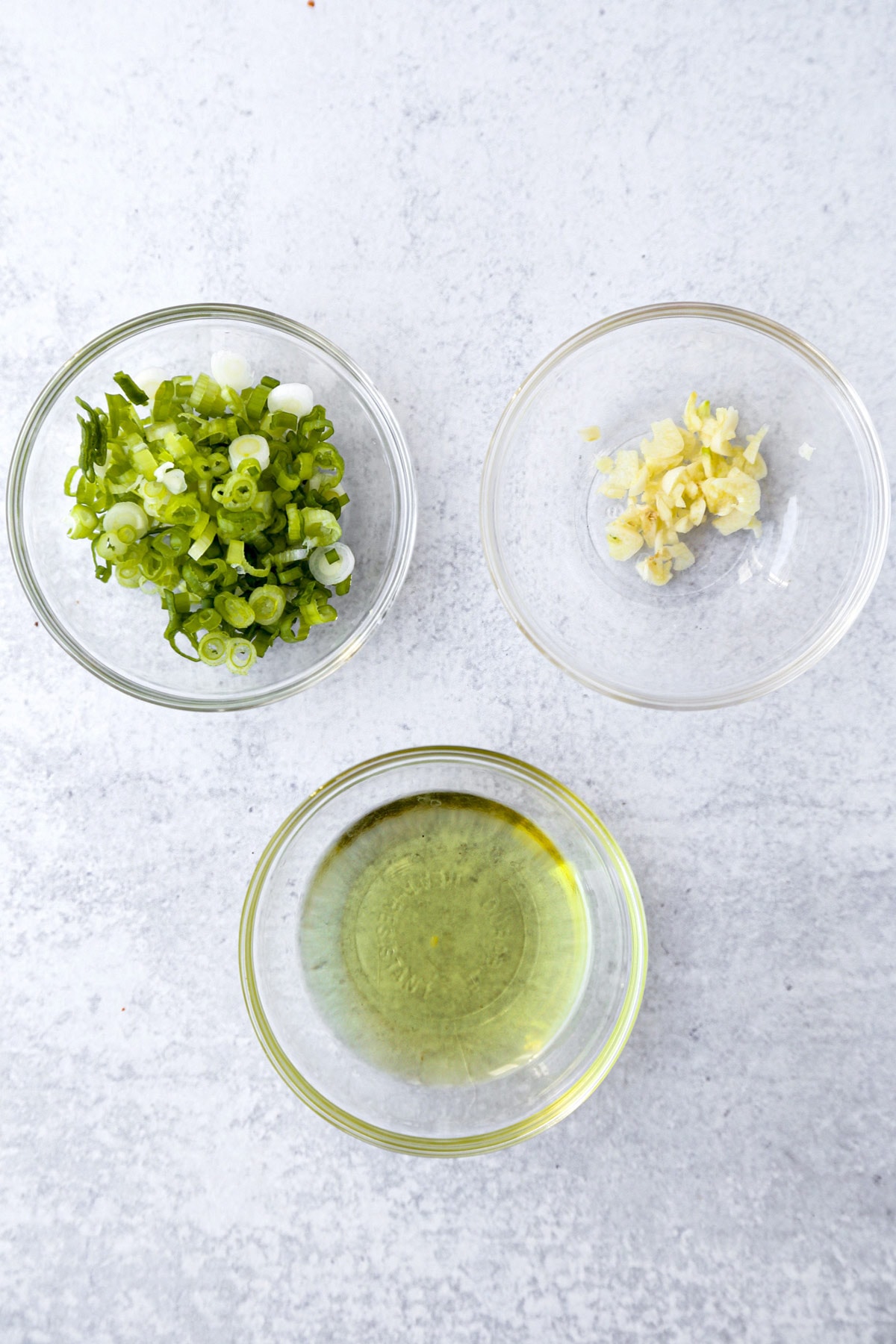 ingredients for flavored ramen oil