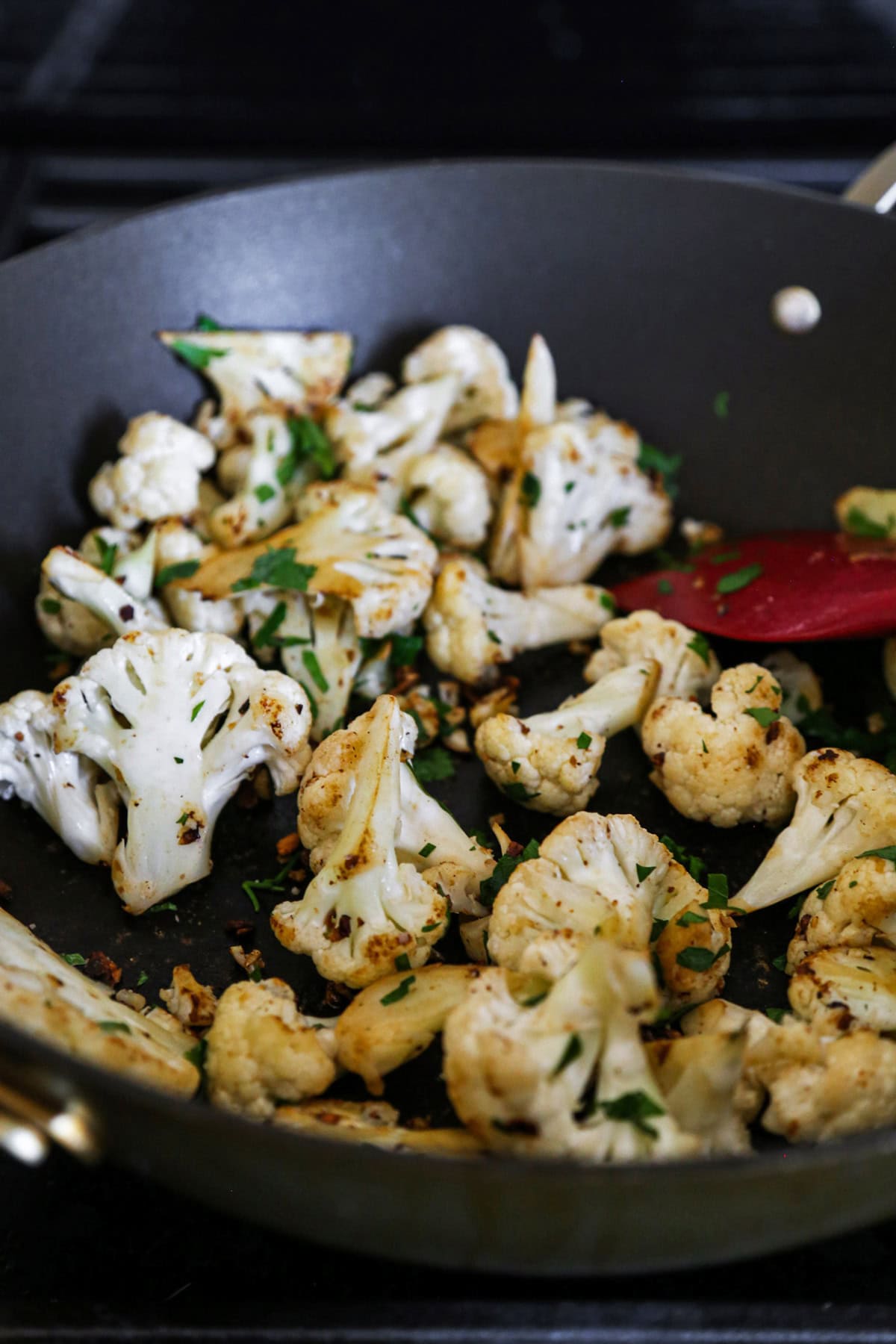 Stir frying cauliflower