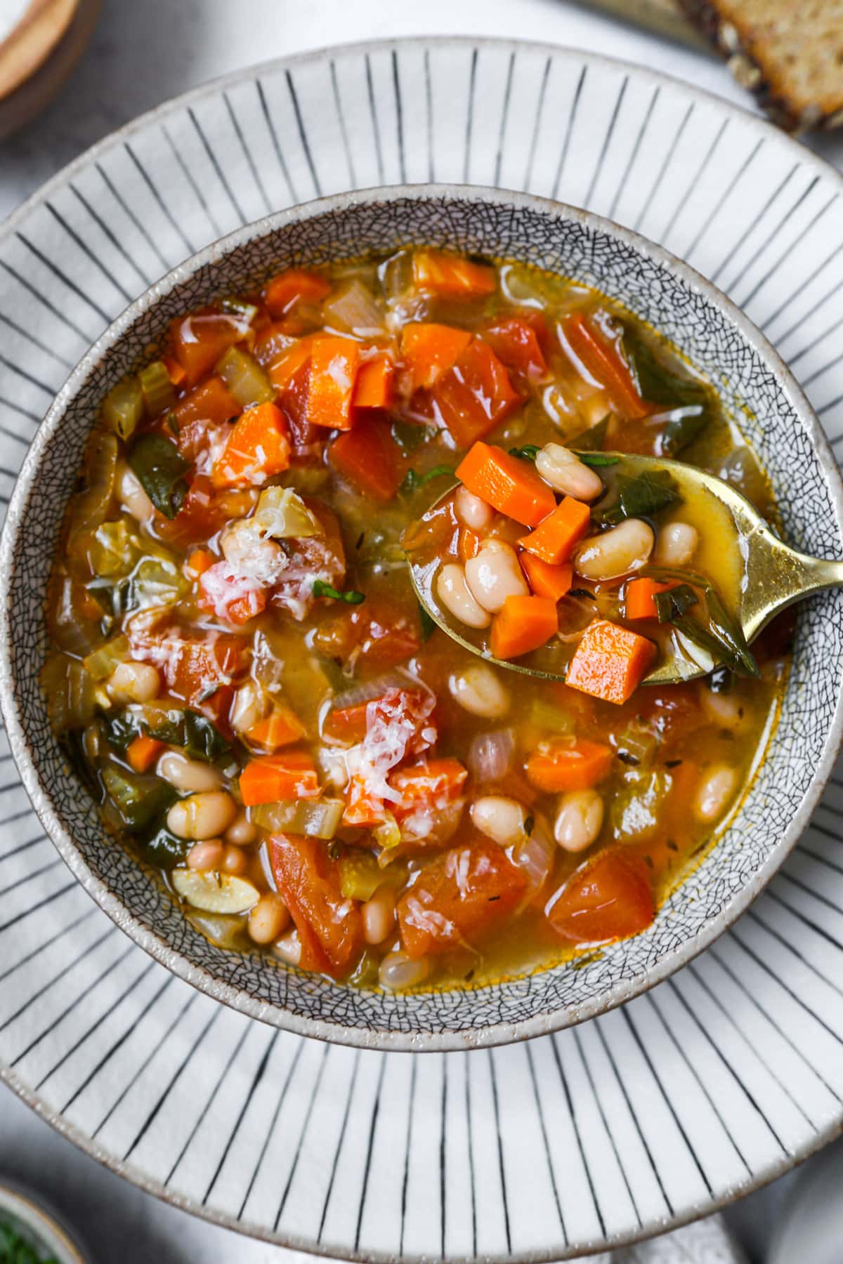vegetarian navy bean soup