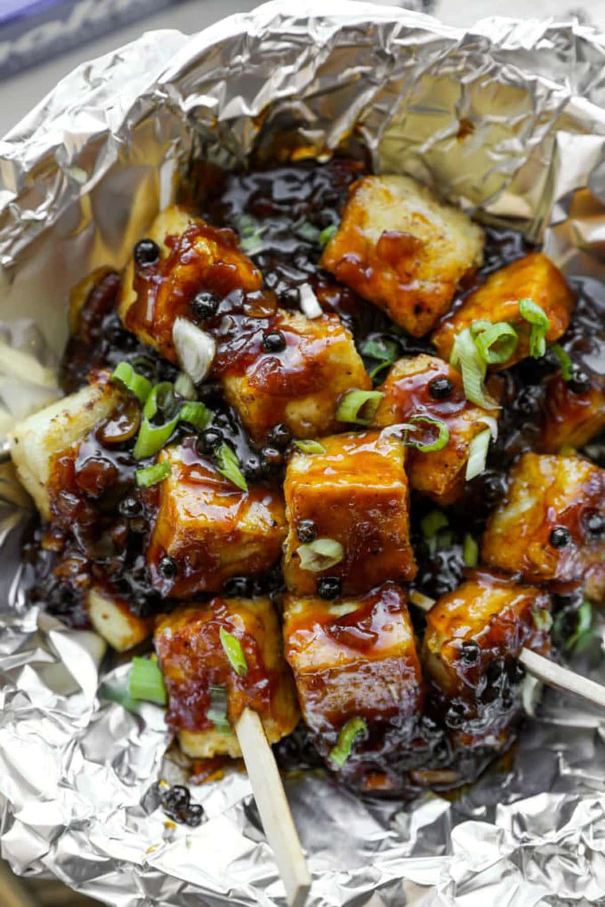 Baked tofu with black pepper sauce