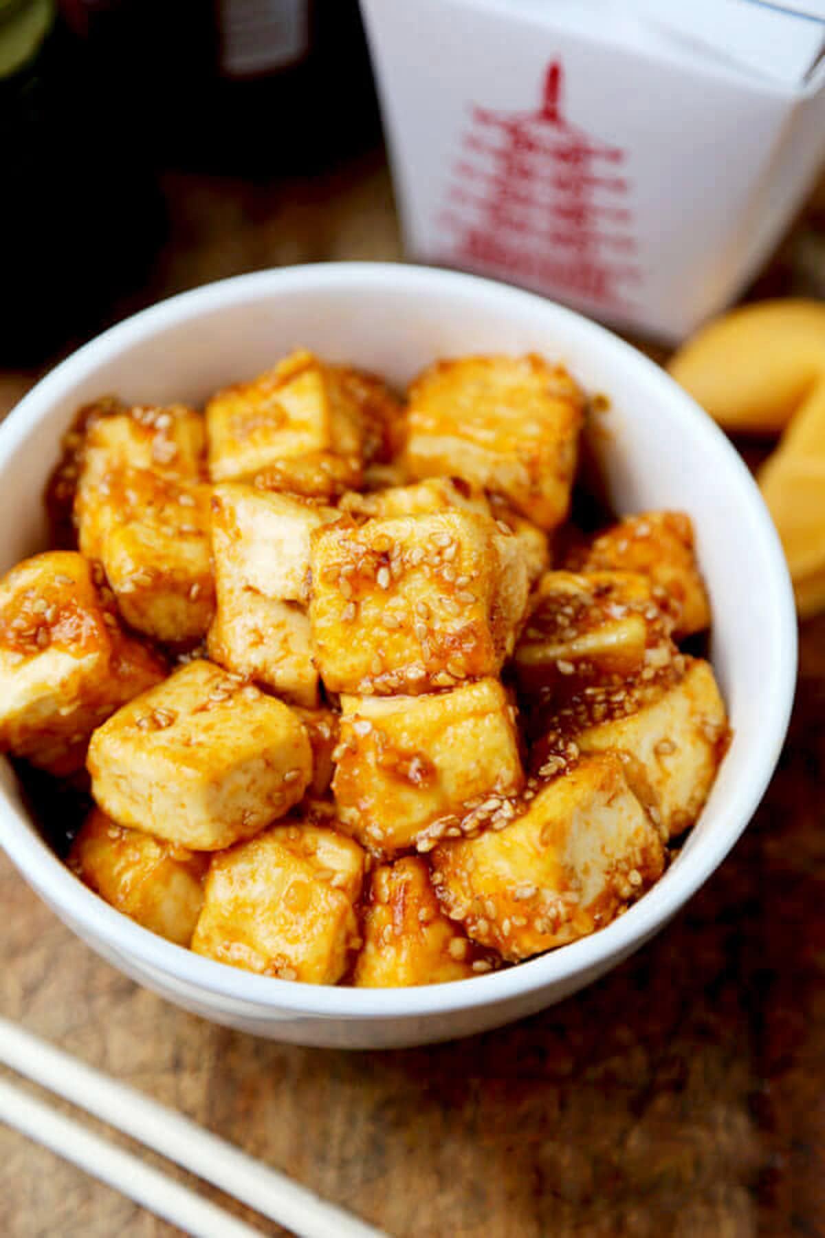 crispy honey sriracha tofu