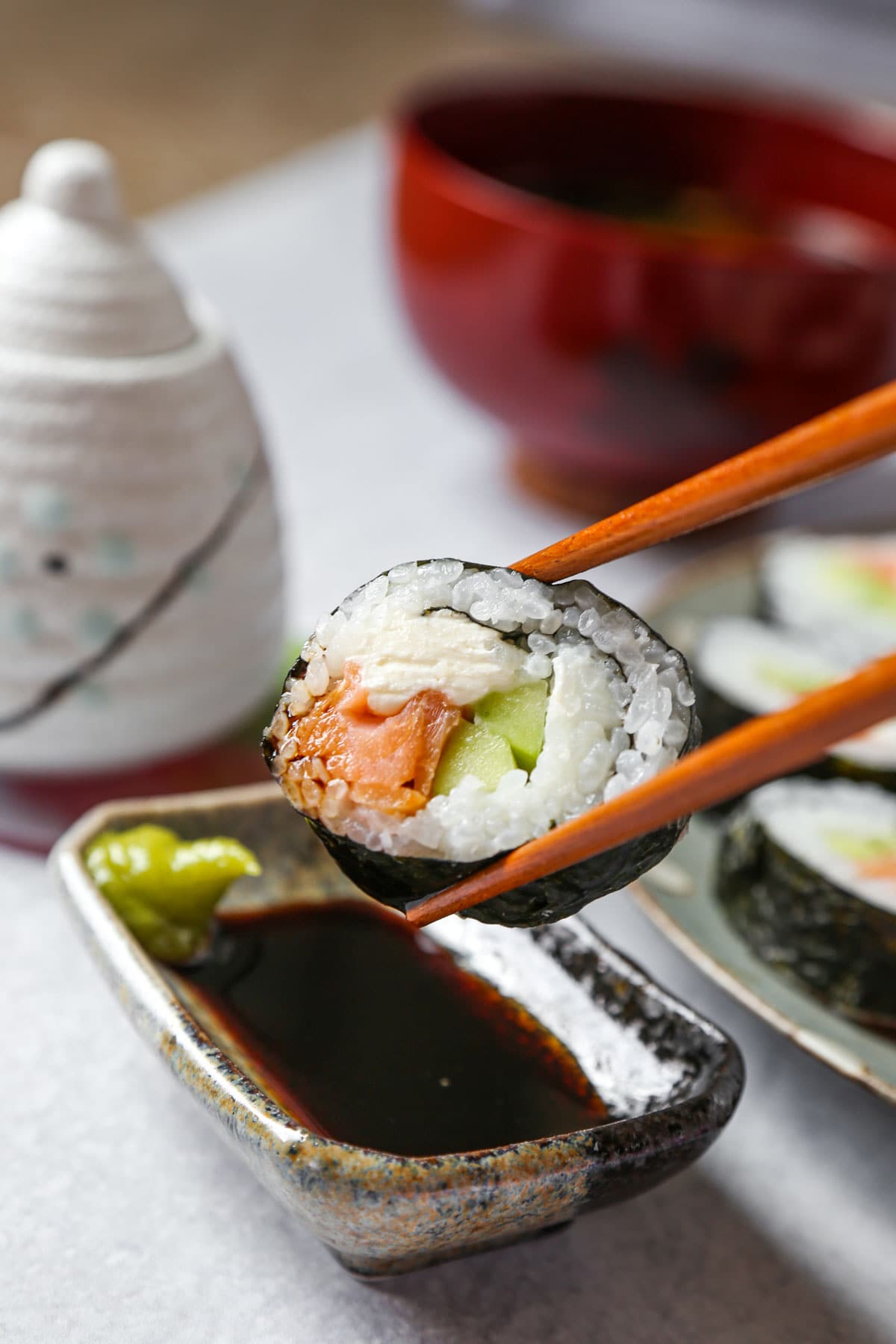 Best Philadelphia Roll Recipe - How To Make Philadelphia Sushi