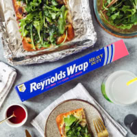 Cheesey mushroom arugula flatbread
