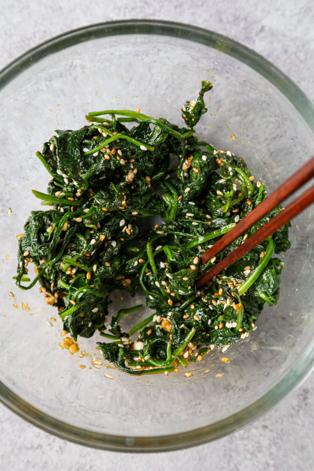 Korean Spinach Side Dish (Sigeumchi Namul) | Pickled Plum