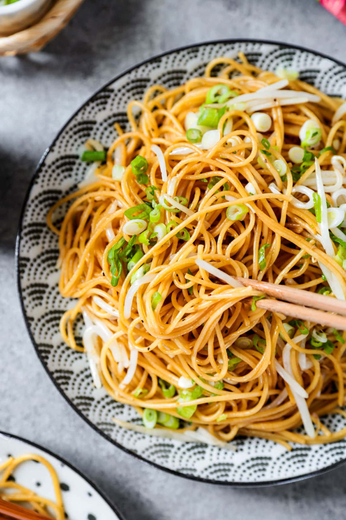 Fried noodles with soy sauce