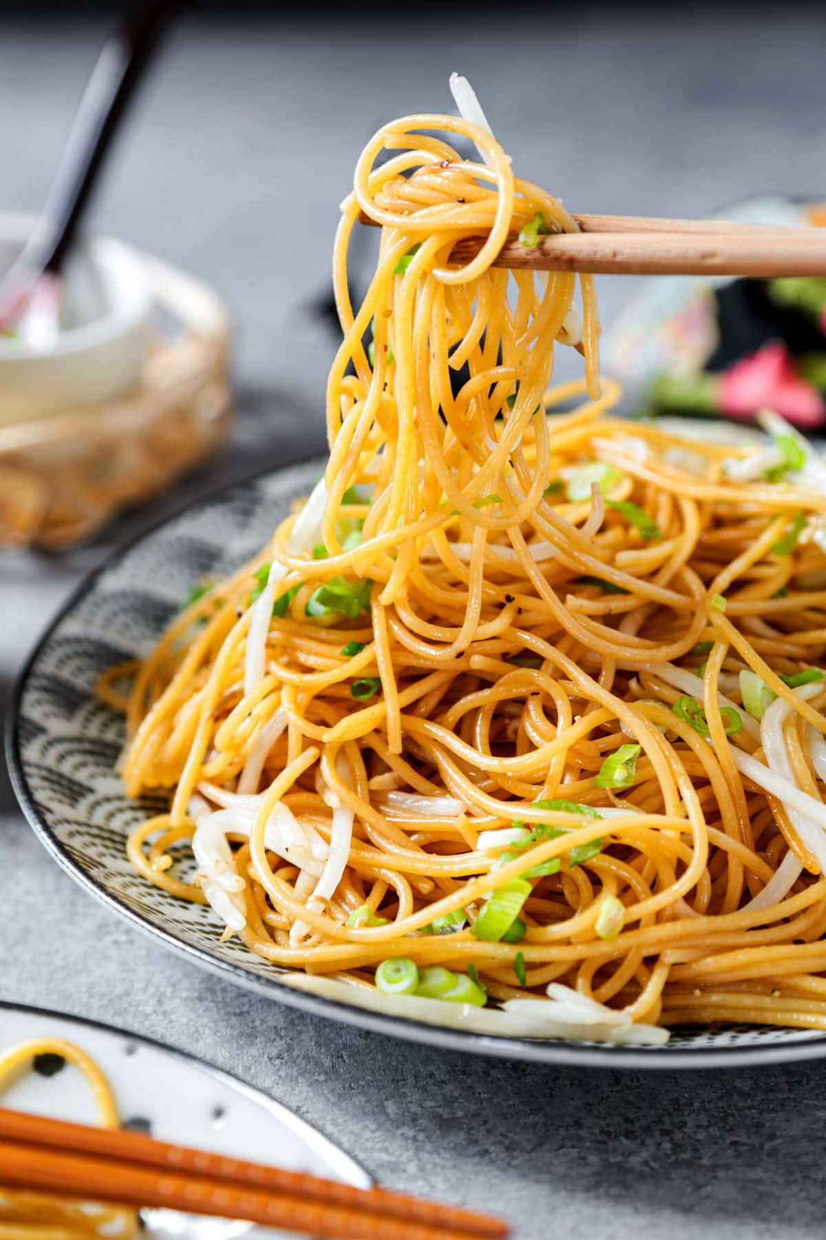 Fried noodles with soy sauce