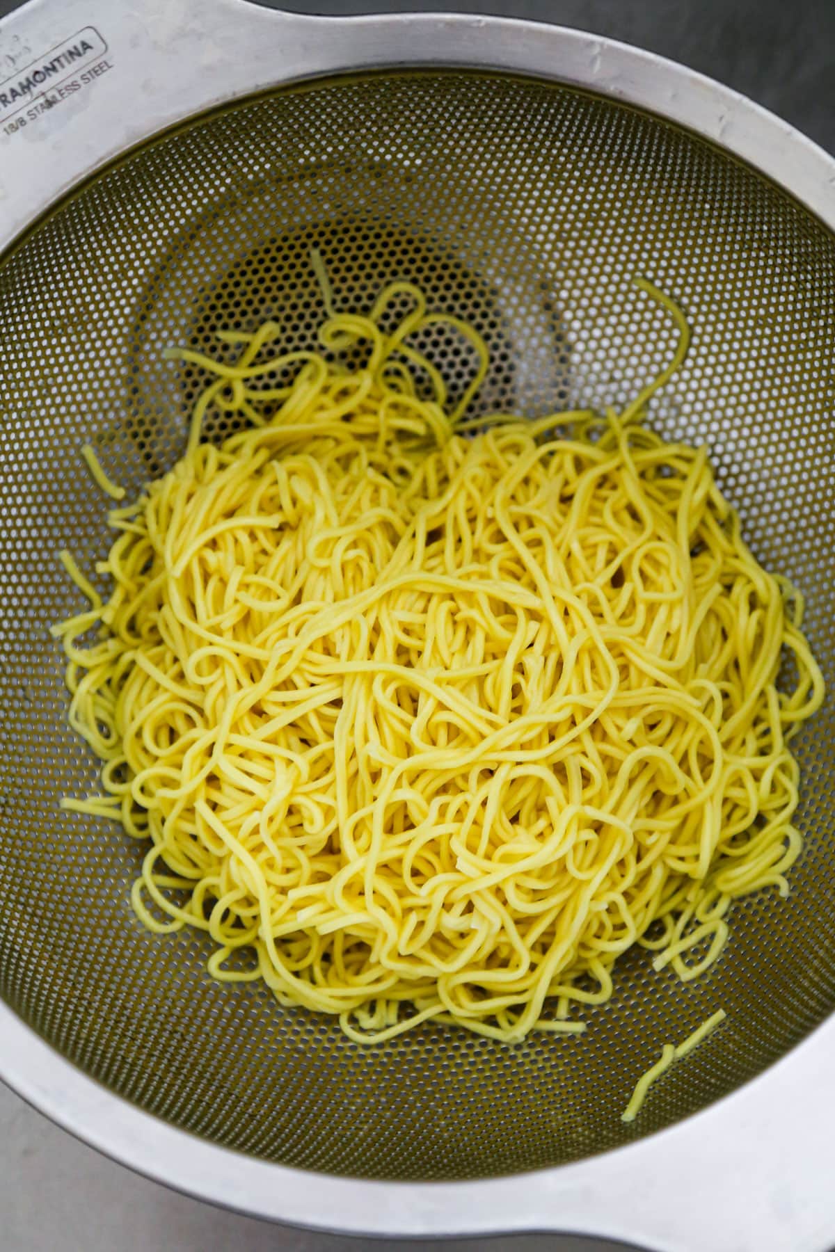 chow mein noodles