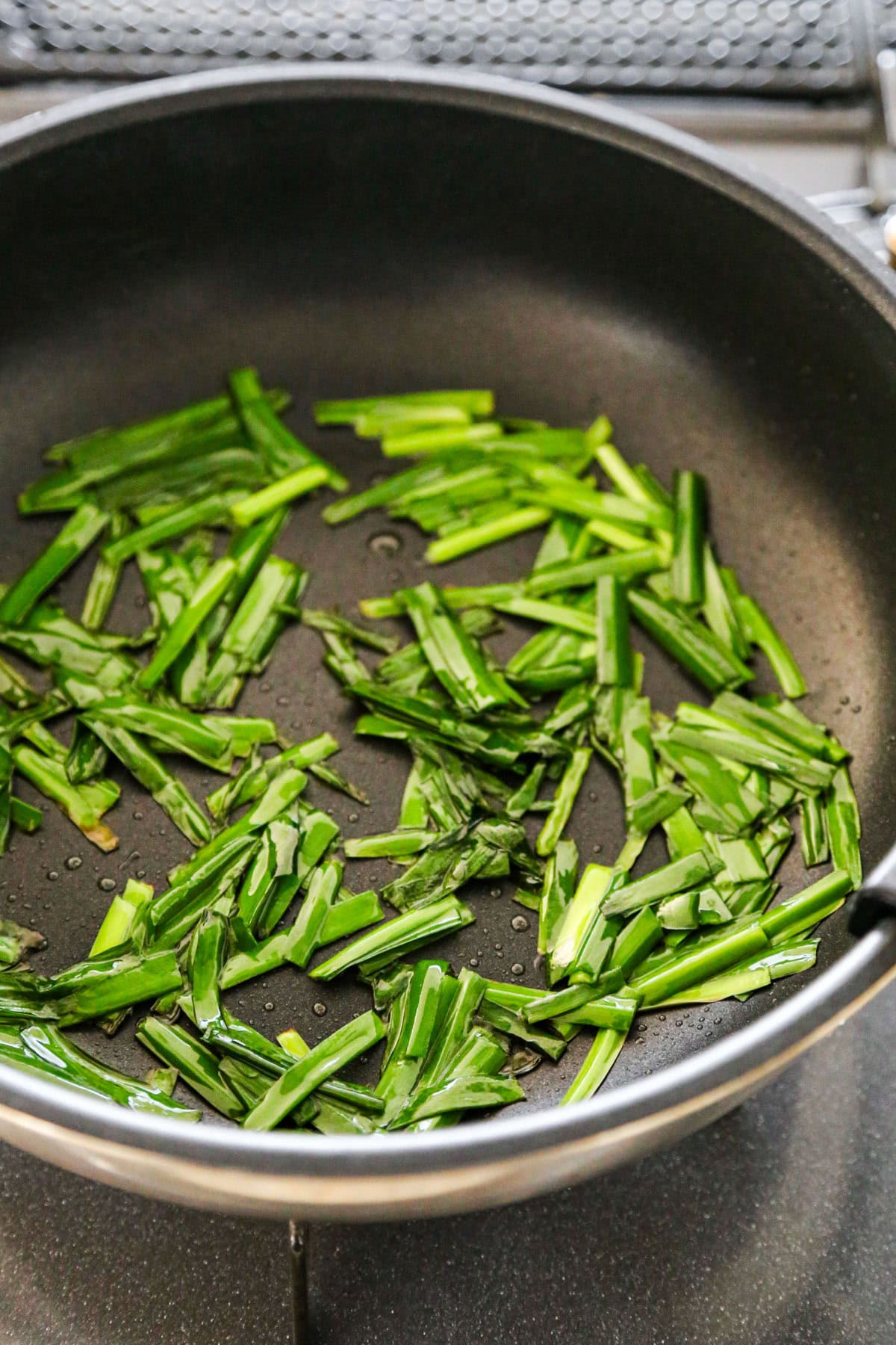 garlic chives