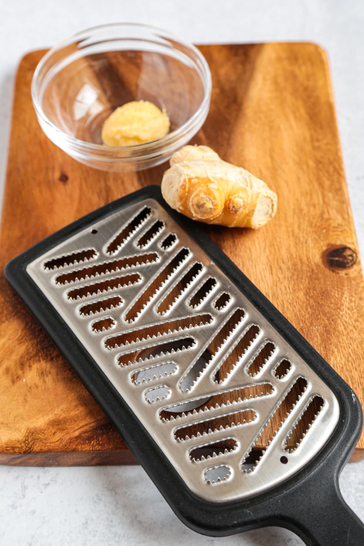 grated ginger