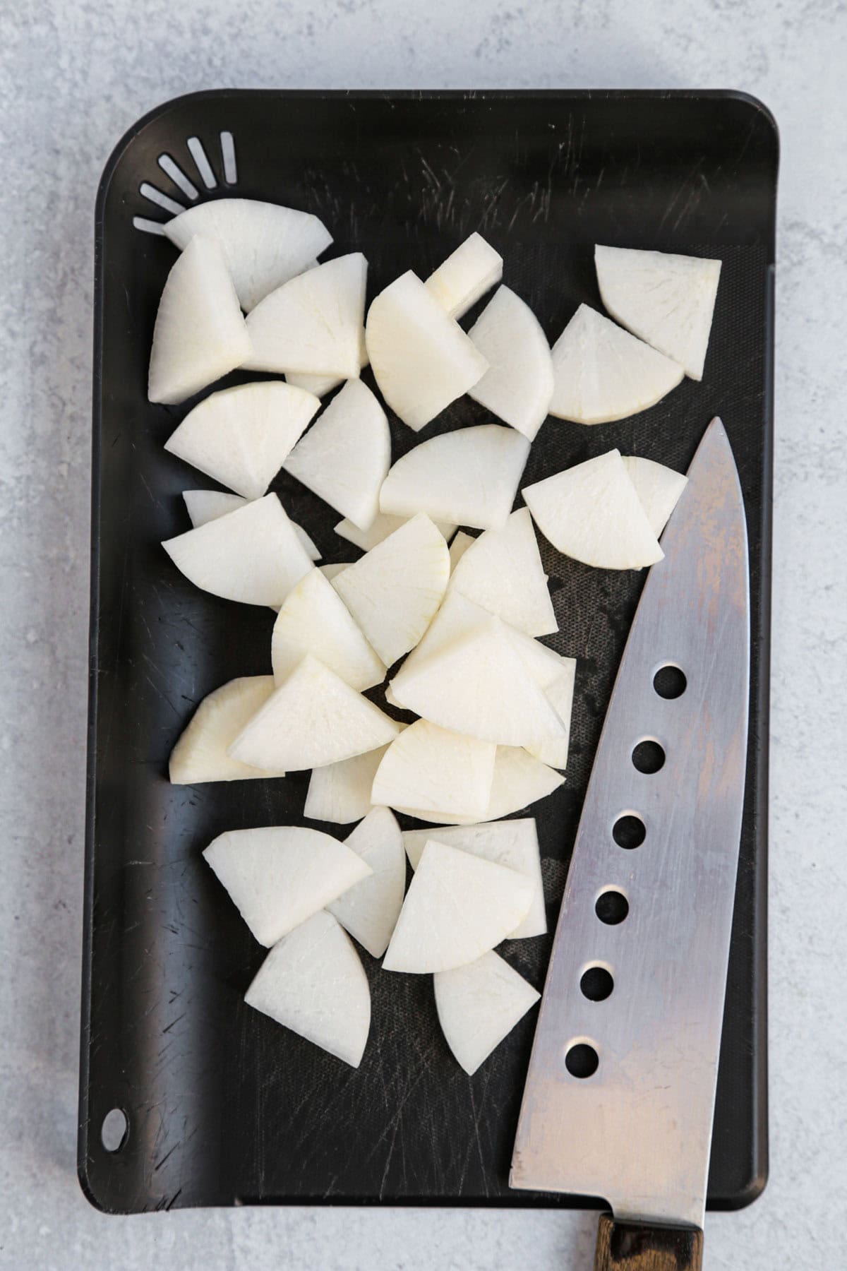 sliced daikon